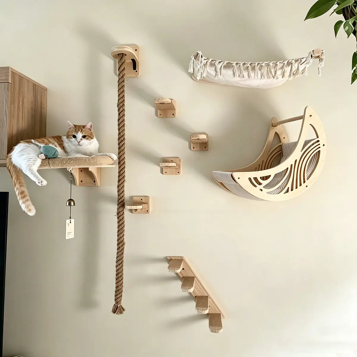 Moon Wall-Mounted Cat Hammock